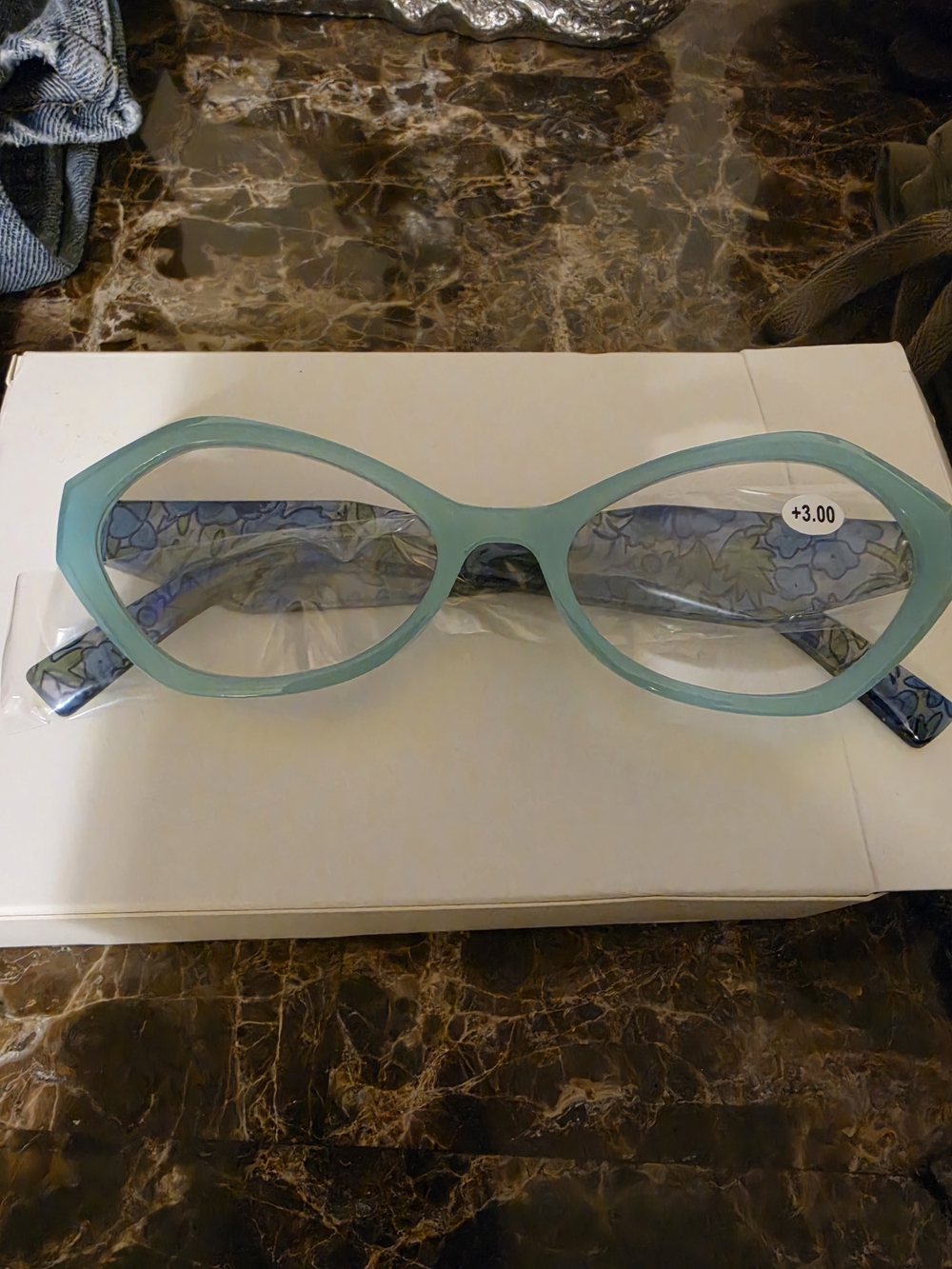 Light Blue Fashion Reading Glasses